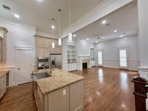 621 Rutland St in Houston, TX - Building Photo - Building Photo