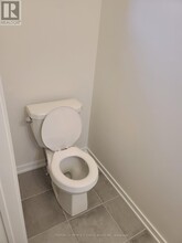 21 Origin Wy in Vaughan, ON - Building Photo - Building Photo