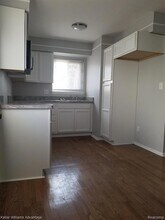 12651 Coyle St, Unit 103E in Detroit, MI - Building Photo - Building Photo