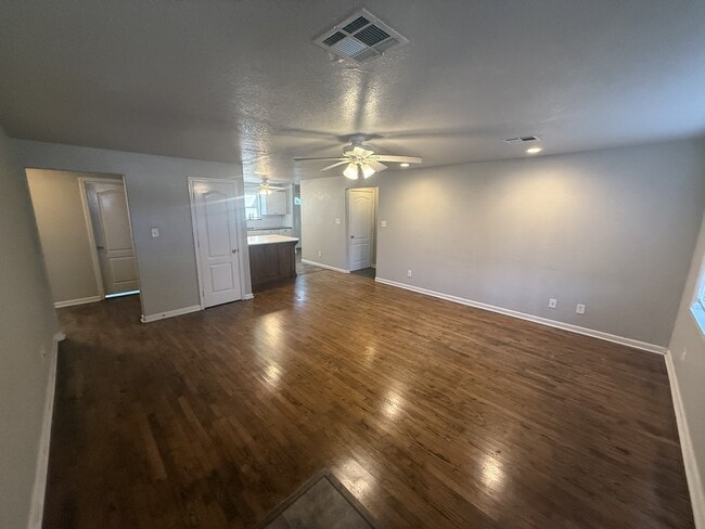 939 E 6th in Ada, OK - Building Photo - Building Photo