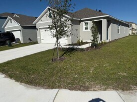 659 Park Pl Blvd in Davenport, FL - Building Photo