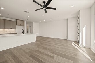 9609 Dahlia Blvd in Mesquite, TX - Building Photo - Building Photo