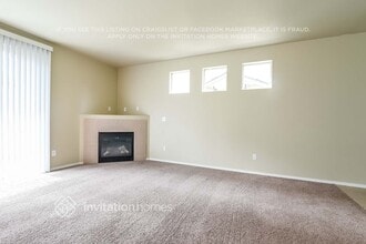 18533 100th Ave E in Puyallup, WA - Foto de edificio - Building Photo