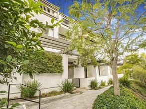 1575 Palisades Dr in Los Angeles, CA - Building Photo - Building Photo