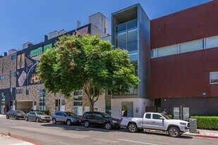 1944 State St in San Diego, CA - Building Photo