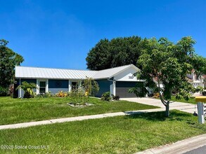 3463 Mazur Dr in Melbourne, FL - Building Photo - Building Photo