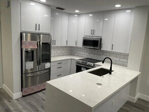 12171 SW 4th St in Pembroke Pines, FL - Building Photo - Building Photo