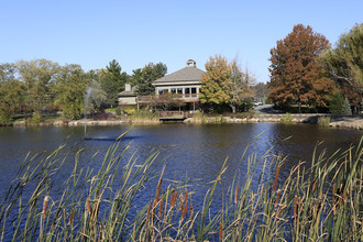 Atrium in The Village in Beachwood, OH - Building Photo - Building Photo