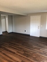 11800 SW Iron Horse Ln in Beaverton, OR - Building Photo - Building Photo
