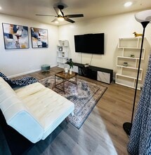 602 Lakeview Cir SE in Rio Rancho, NM - Building Photo - Building Photo