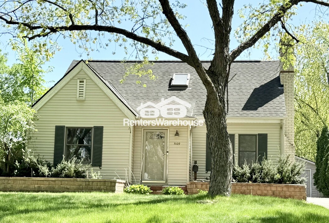 5109 Windsor Ave in Minneapolis, MN - Building Photo