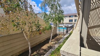 1139 W Badillo St in Covina, CA - Building Photo