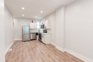5111 Willows Ave in Philadelphia, PA - Building Photo