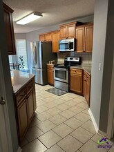 117 Meadow View Dr in Warner Robins, GA - Building Photo - Building Photo