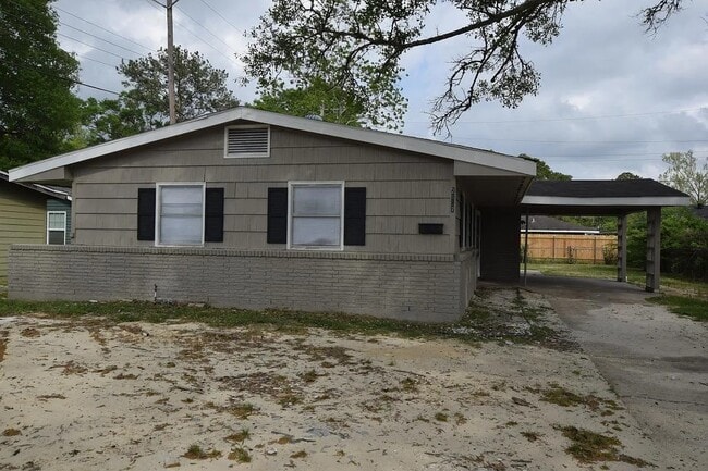 property at 2607 General Patch St