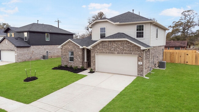 408 Magnolia Ln in Lake Jackson, TX - Building Photo - Building Photo