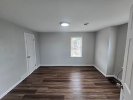 83 Grand Ave, Unit 5 in Johnson City, NY - Building Photo