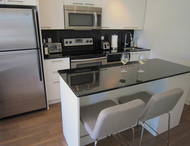 property at 775-775 King St W