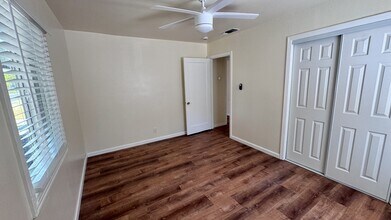 4208 20th Ave in Sacramento, CA - Building Photo - Building Photo