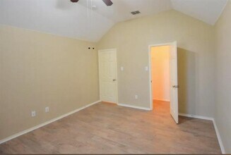 1141 Mourning Dove Dr in Burleson, TX - Building Photo - Building Photo