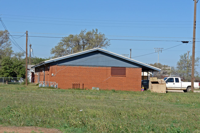 1302 11th St in Ralls, TX - Building Photo - Building Photo