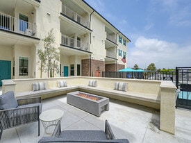 The Commodore in National City, CA - Building Photo