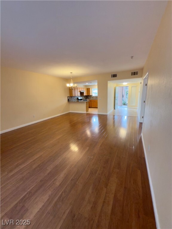352 Amber Pine St in Las Vegas, NV - Building Photo - Building Photo