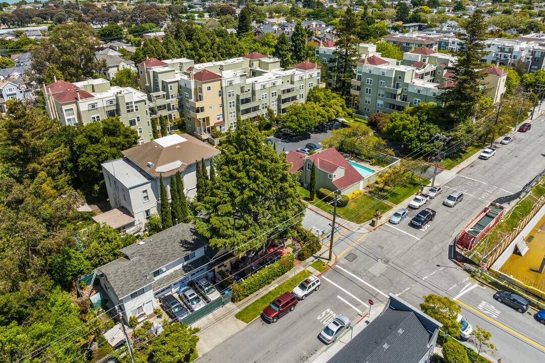 211 - 221 S Fremont St in San Mateo, CA - Building Photo