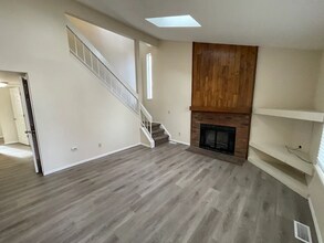 19383 E Buchanan Pl in Aurora, CO - Building Photo - Building Photo