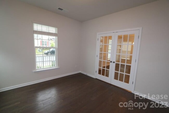 6130 Cloverdale Dr in Fort Mill, SC - Building Photo - Building Photo