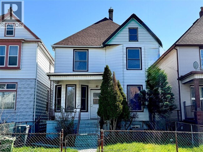 property at 722 Dougall Ave