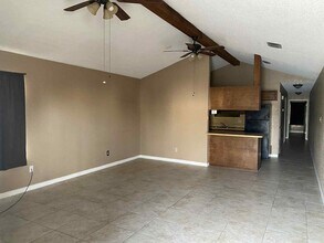 217 Fletcher Dr in Del Rio, TX - Building Photo - Building Photo