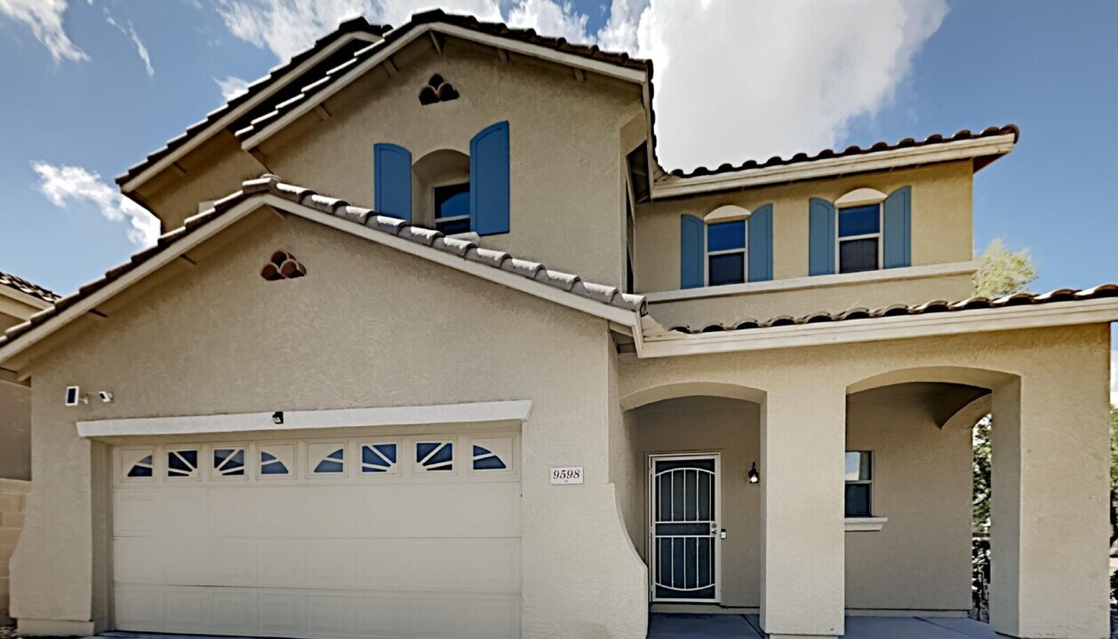 9598 N 81st Dr in Peoria, AZ - Building Photo