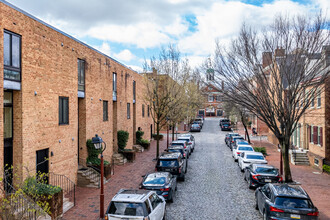 Penn's Landing Square in Philadelphia, PA - Building Photo - Building Photo