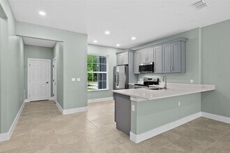 13 Karas Trail in Palm Coast, FL - Building Photo - Building Photo