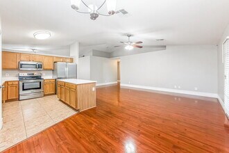 10417 E Crescent Ave in Mesa, AZ - Building Photo - Building Photo