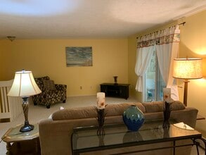 4244 Mitchell Creek Dr, Unit G-3 in Traverse City, MI - Foto de edificio - Building Photo