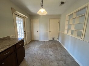 1891 Coral Hills Dr in Southaven, MS - Foto de edificio - Building Photo