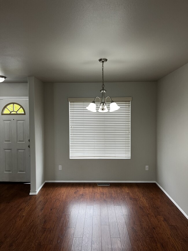 9982 Greenleaf Loop SE in Yelm, WA - Building Photo - Building Photo