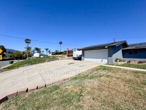 8060 Santa Rita St in Corona, CA - Building Photo - Building Photo