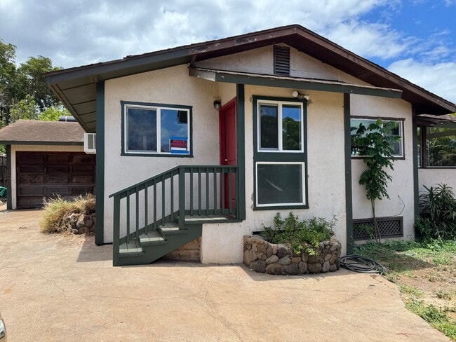 property at 242 Kanani Rd
