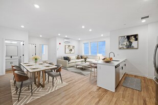 1309 Cambridge St in Philadelphia, PA - Building Photo