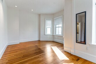 1609 Tremont St, Unit #3 in Boston, MA - Building Photo - Building Photo