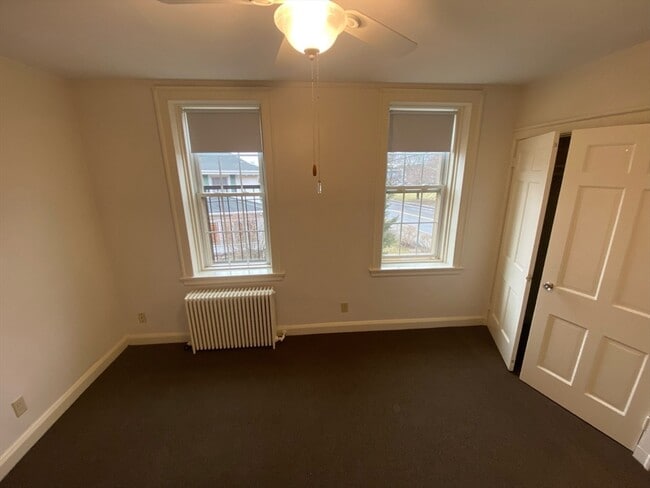 16 Columbian St-Unit -3 in Weymouth, MA - Building Photo - Building Photo