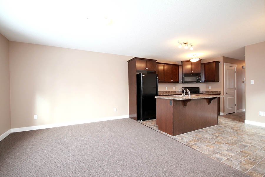 441 Halifax St in Regina, SK - Building Photo