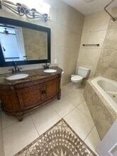 8239 NW 8th Ct in Plantation, FL - Foto de edificio - Building Photo