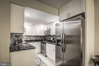14822 Bryan Ct in Woodbridge, VA - Building Photo - Building Photo