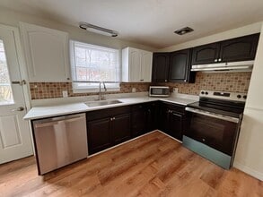 1320 Westcott St, Unit 1320 Westcott in Syracuse, NY - Building Photo - Building Photo