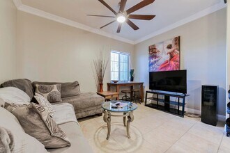 15 Via Mantova in Henderson, NV - Building Photo - Building Photo