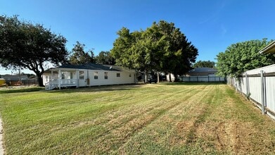413 Trist Pl in Chalmette, LA - Building Photo - Building Photo